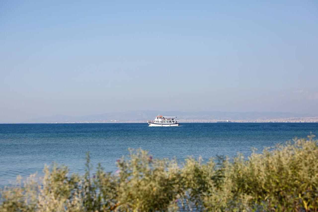 Metaxa Seafront Apartment Peraía 外观 照片