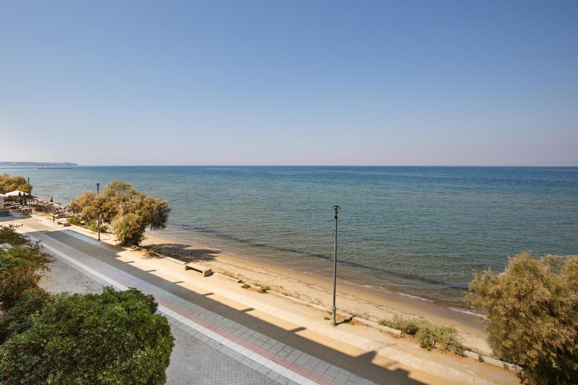Metaxa Seafront Apartment Peraía 外观 照片